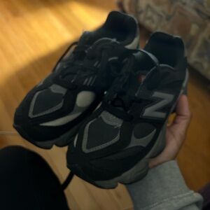 New Balance Black and Silver Athletic Shoes